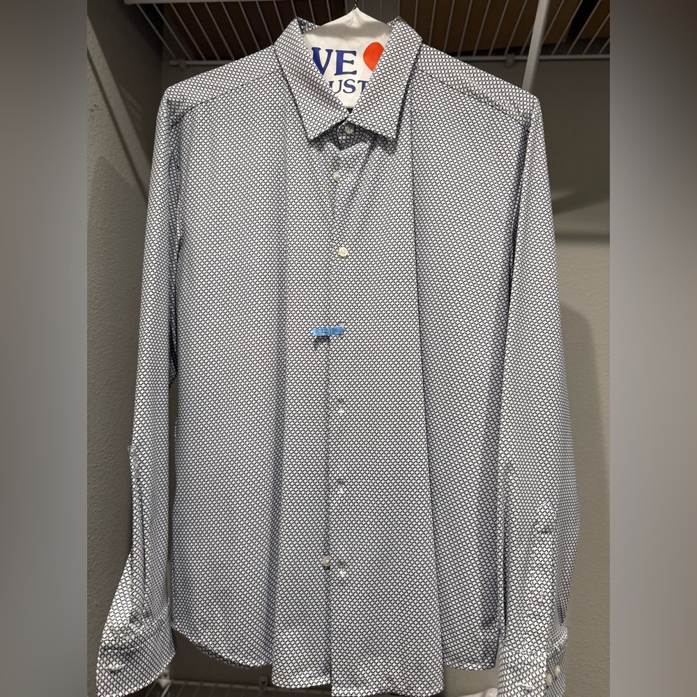 Hugo Boss button down untucked style XXL Slim Fit excellent worn twice